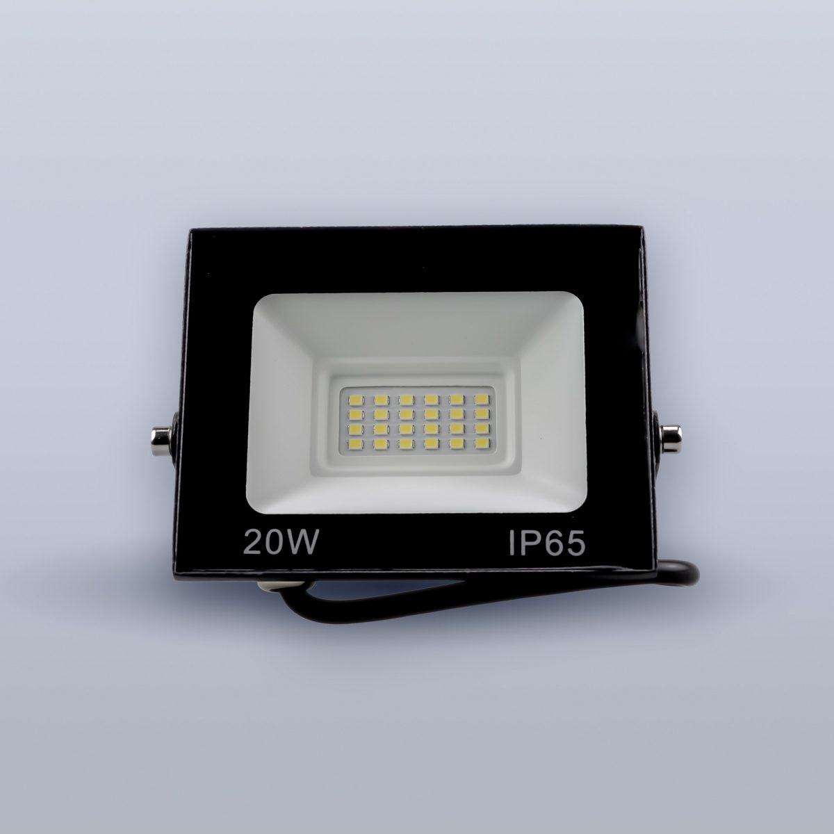 Светодиодный прожектор тонкий LUX 20W холодный 6000К 220V