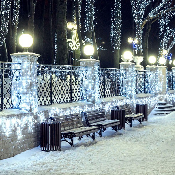 Светодиодная гирлянда ARD-EDGE-CLASSIC-2400x600-CLEAR-88LED-PULSE White (230V, 6W) (Ardecoled, IP65)
