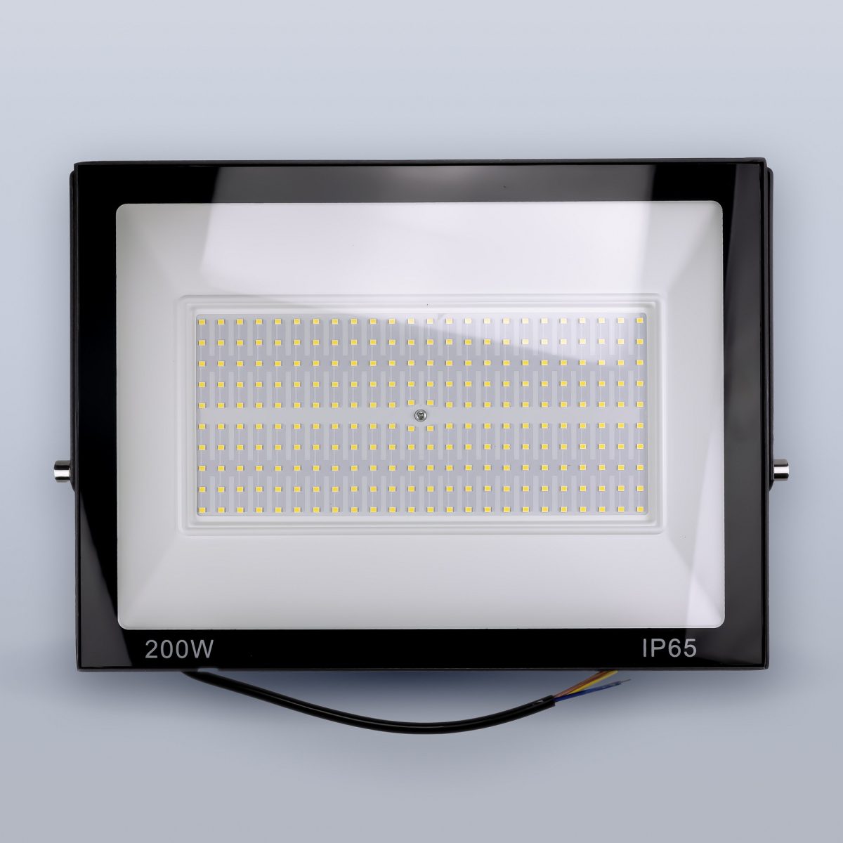Светодиодный прожектор тонкий LUX 100W холодный 6000К 220V