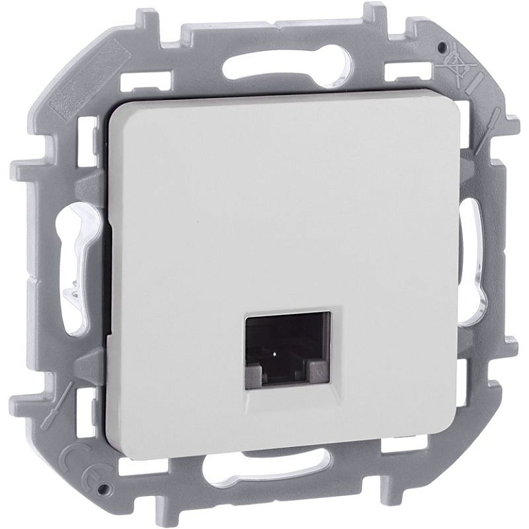 Розетка компьютерная Inspiria RJ45 кат.5E UTP бел. IEK 673825